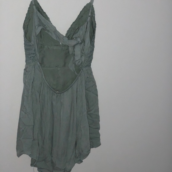 romper - Picture 3 of 4